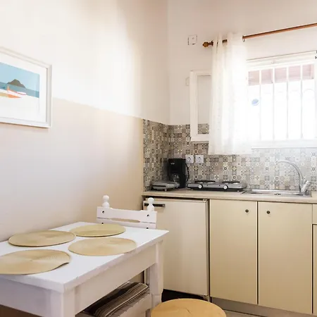 Eleonas Anex Apartment *