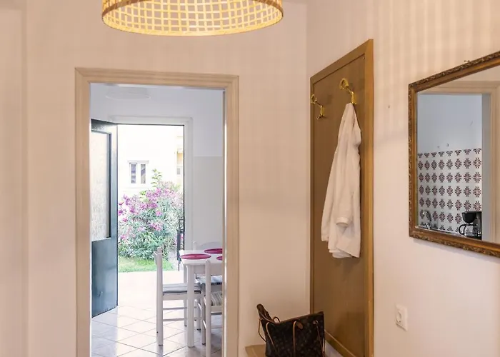 Eleonas Anex Appartement