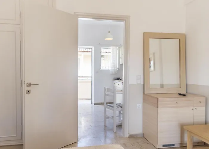 Eleonas Anex Appartement