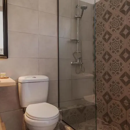 Bohotel Eleonas Anex 3*
